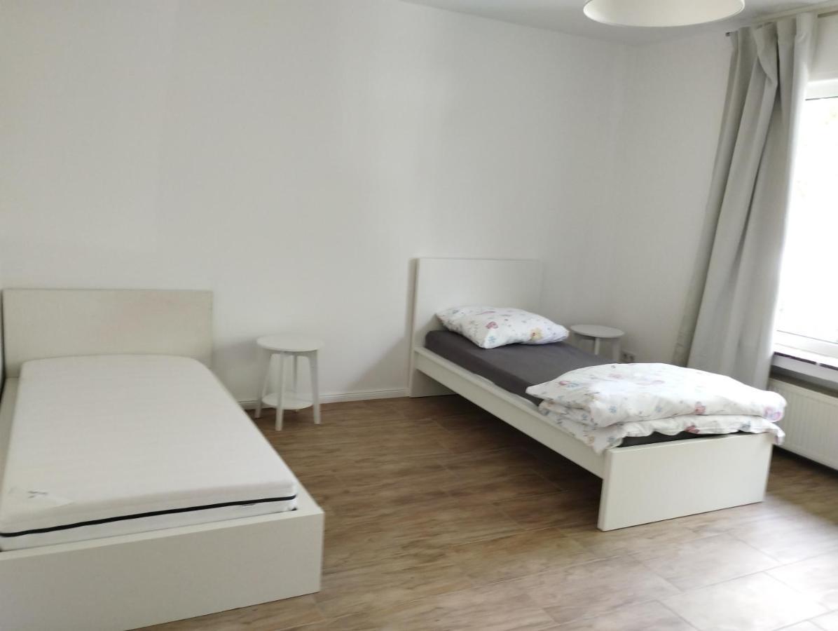 Appartement 4 Personen - Zimmer In Wohnung, Zentral, Ruhig, Modern Lubbecke Kültér fotó